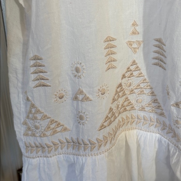 Johnny Was White and Tan Embroidered Shirt - Picture 3 of 8